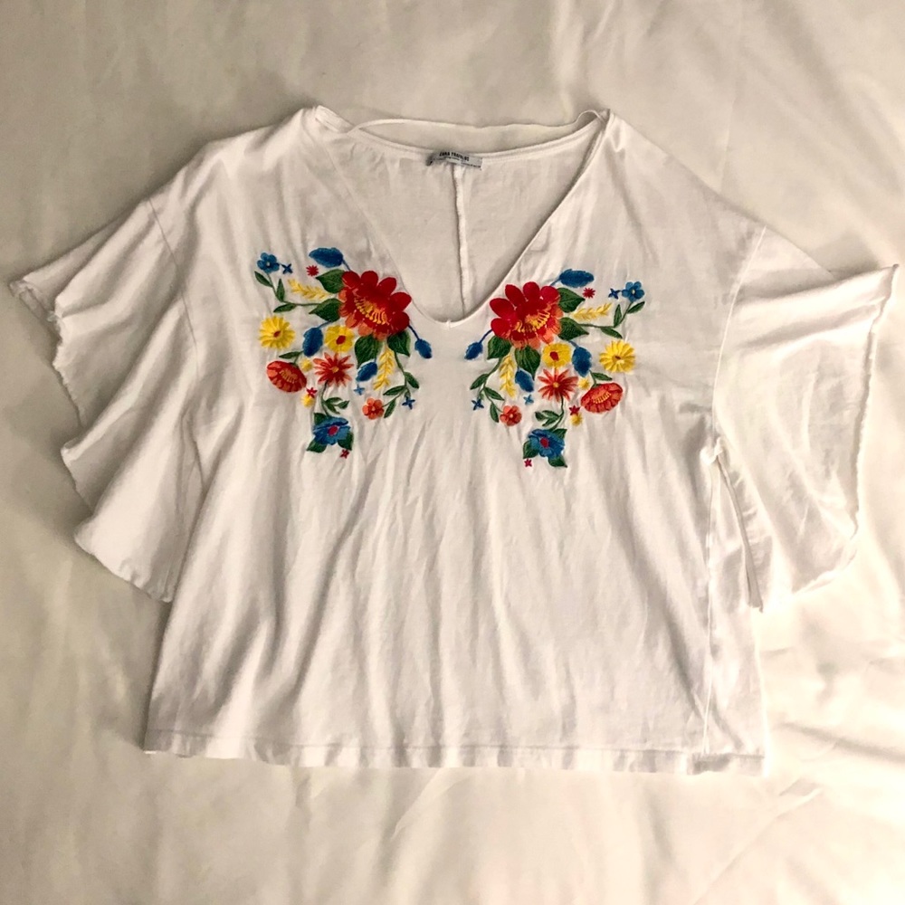 COPY - ZARA Floral Embroidered flutter sleeve shirt